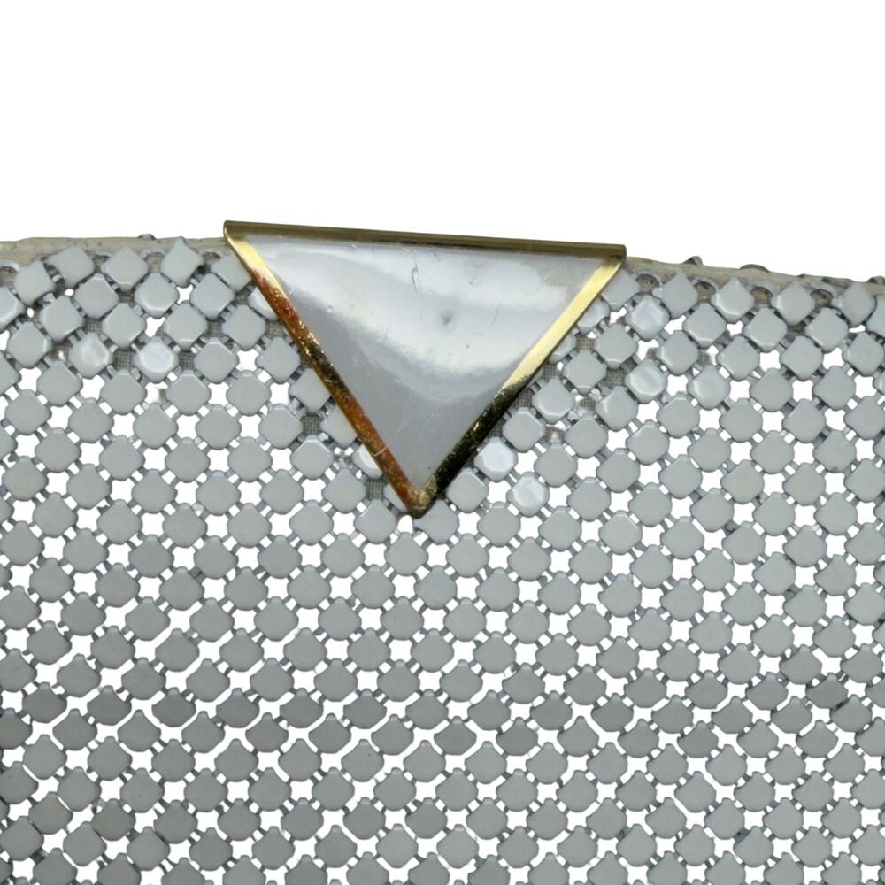 Vintage Metal Mesh Clutch/Shoulder Bag/Crossbody Purse in White - Picture 8 of 13